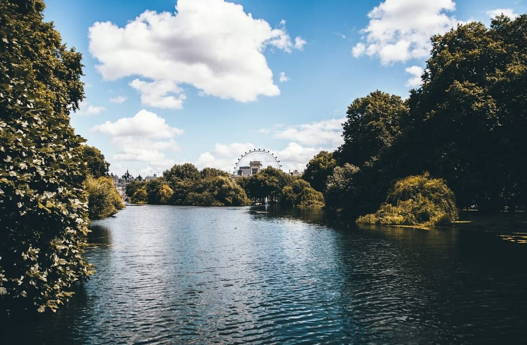 St James's Park - image 3