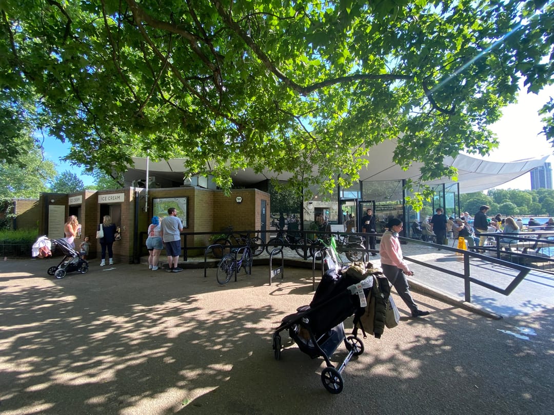 Hyde Park - image 4